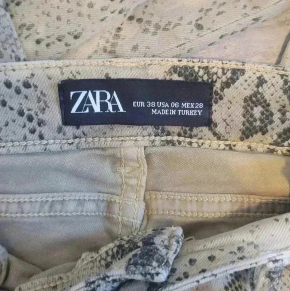 Zara Snake Skin Print High Rise High Waisted Raw Hem Skinny Jeans Size 6 - Picture 5 of 13